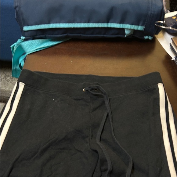 Juicy Couture Black Tracksuit with White Accents - Picture 5 of 10